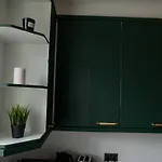 Gated Aprt Sleeps 4 Kingscross
