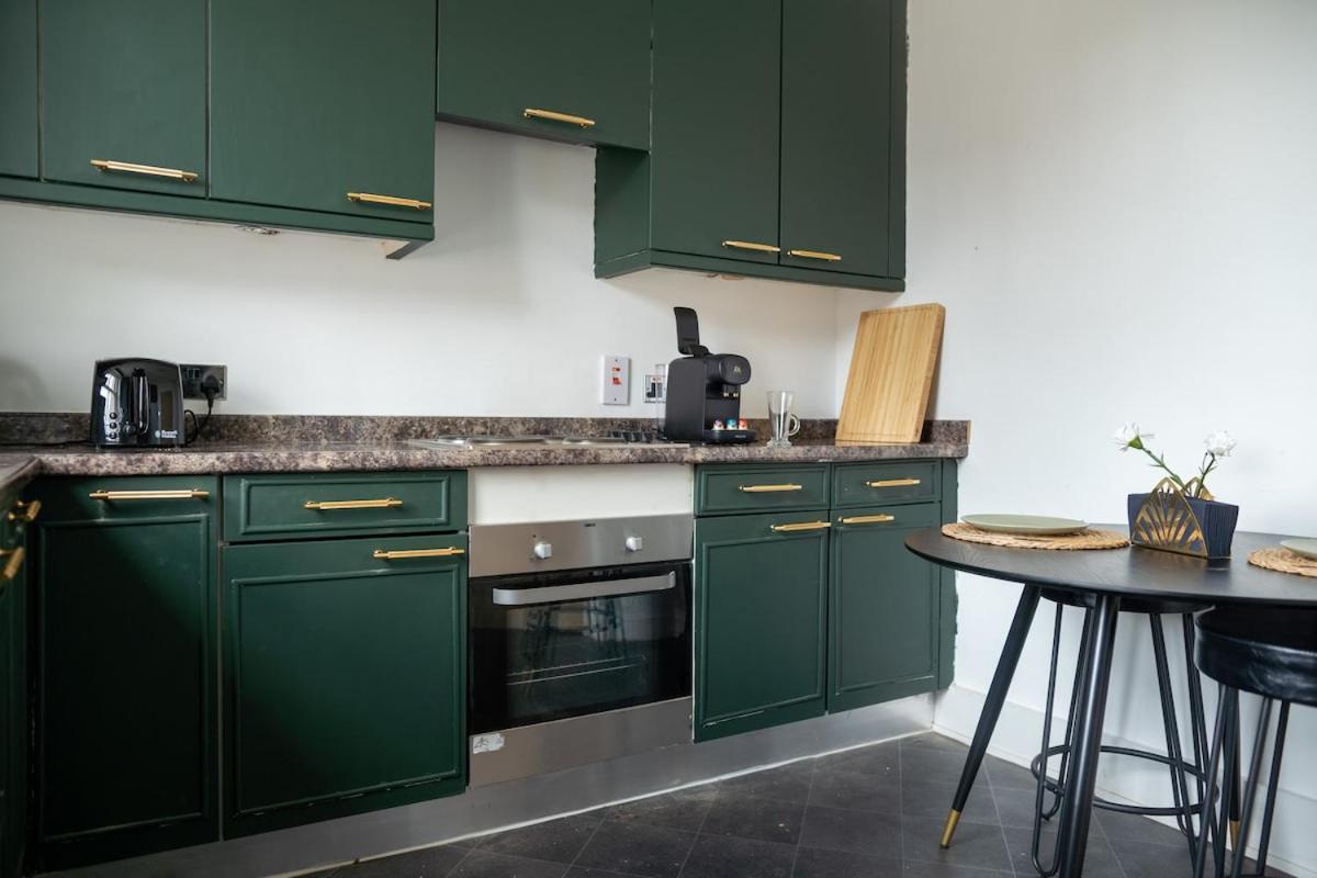 Apartment Gated Aprt Sleeps 4 Kingscross London